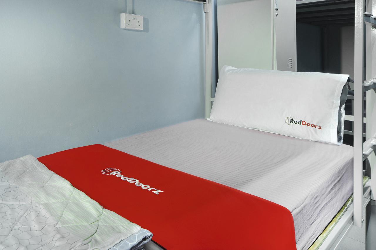 Reddoorz Hostel @ Kallang Mrt Singapur Exterior foto