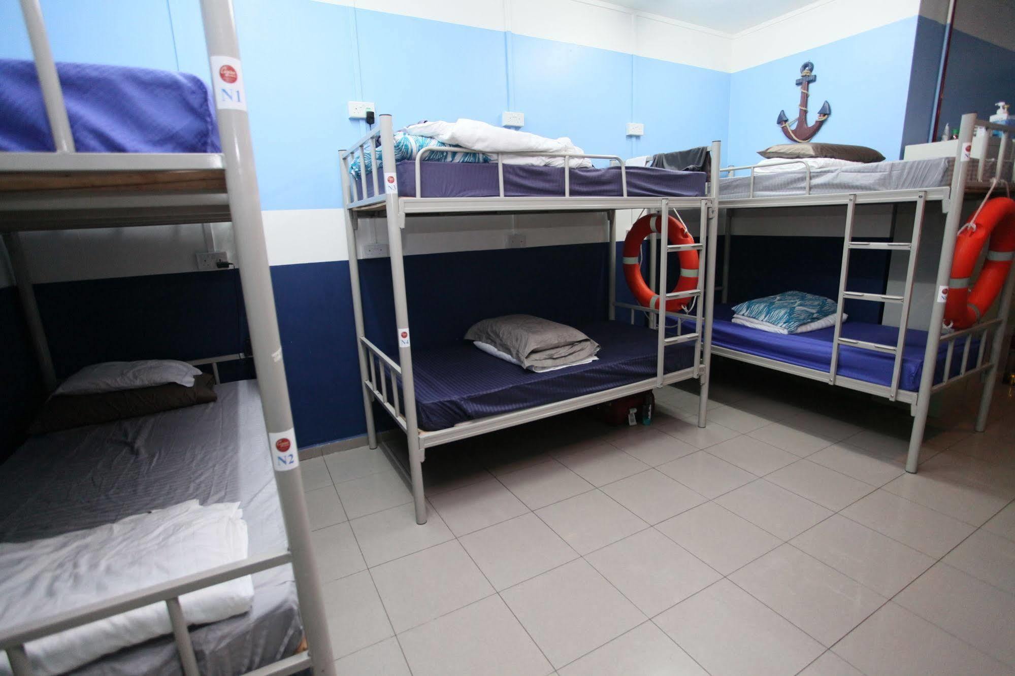 Reddoorz Hostel @ Kallang Mrt Singapur Exterior foto